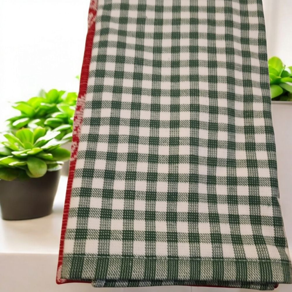 Gigi Kitchen Towels BERRY BEST Gigi S/3 kitchen tea Towels Cupcakes and Cashmere - Picture 3 of 3